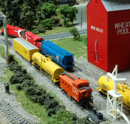 Follow the boxcar